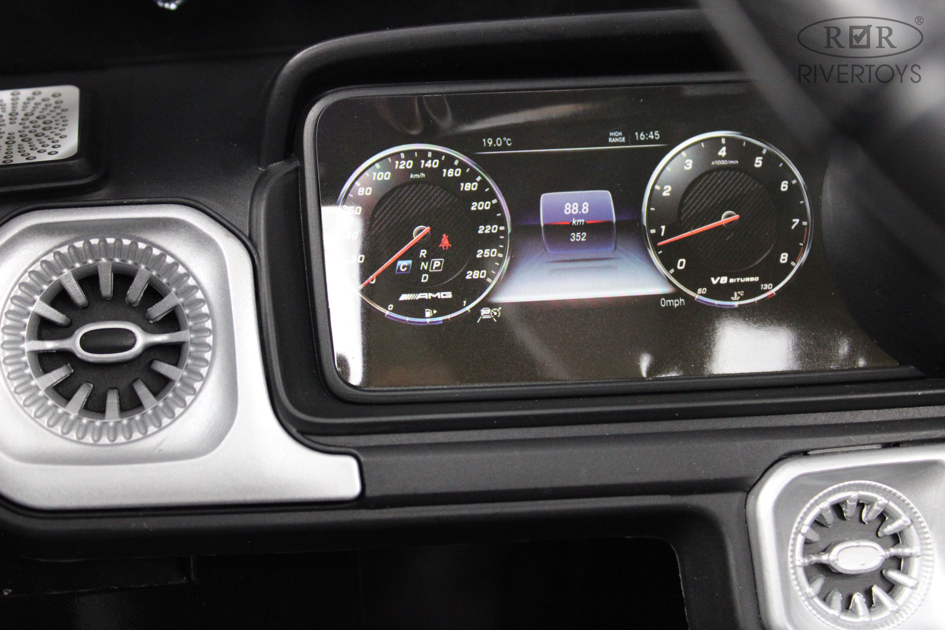 Купить Детский электромобиль RIVERTOYS Mercedes-Benz G63 O111OO
