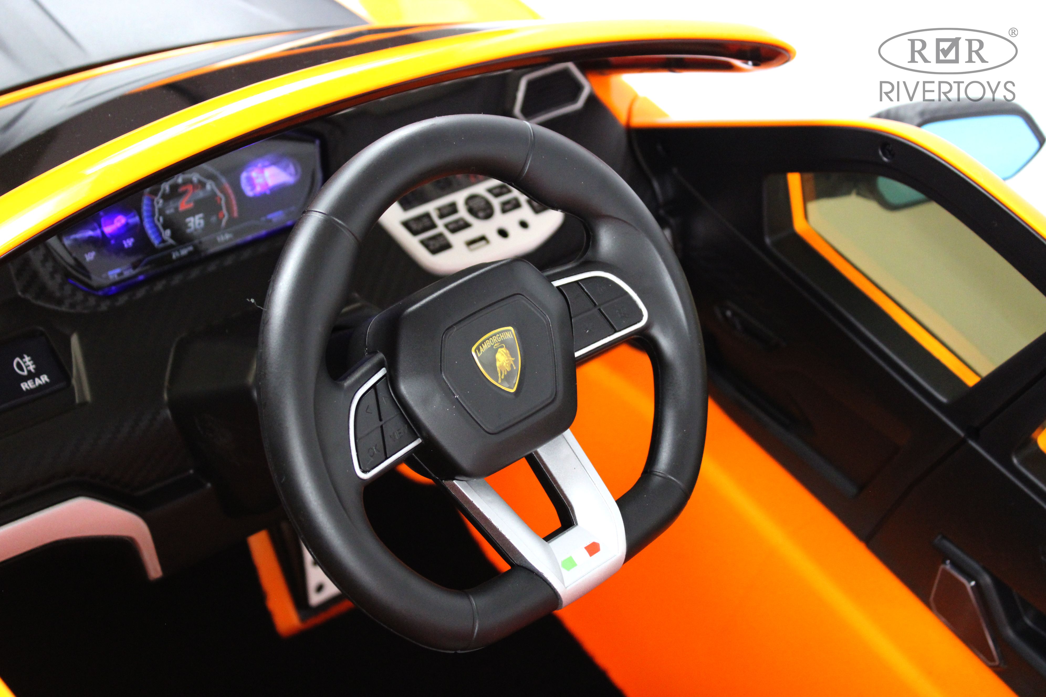 Купить Детский электромобиль RIVERTOYS Lamborghini Urus E777EE