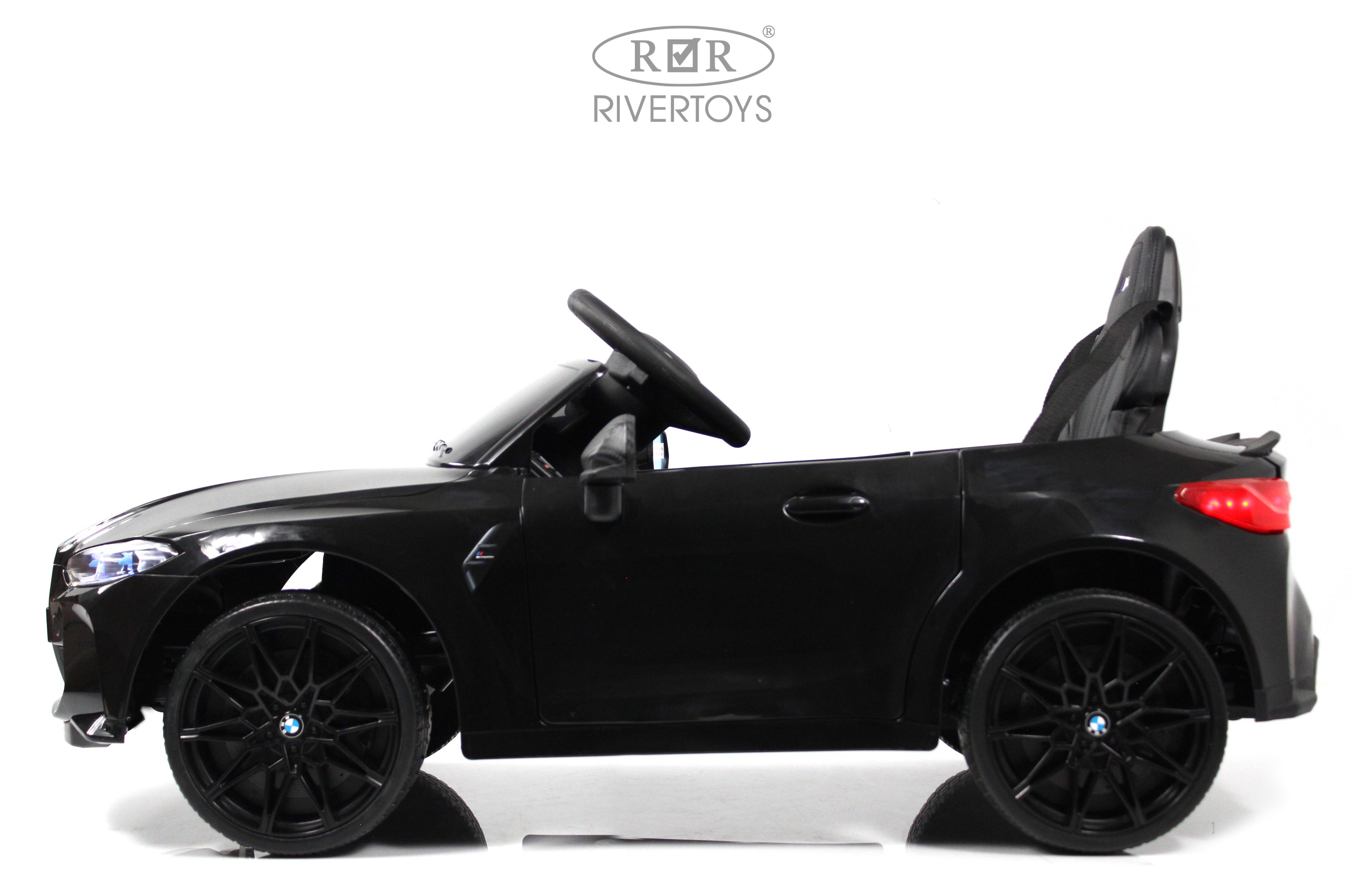 Купить Детский электромобиль RIVERTOYS BMW M4 A004AA