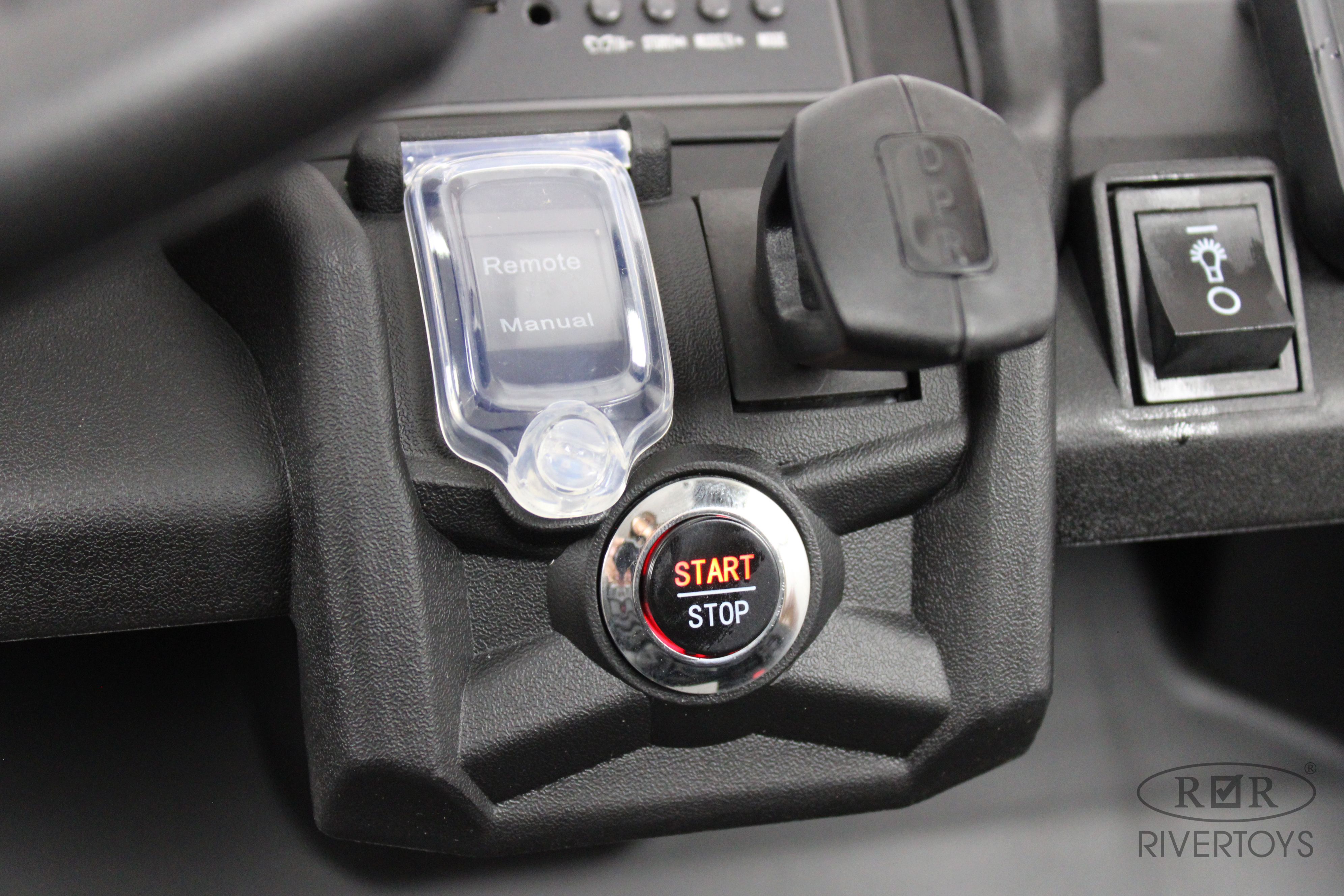 Купить Детский электромобиль RIVERTOYS BRP Can-Am Maverick Y111YY