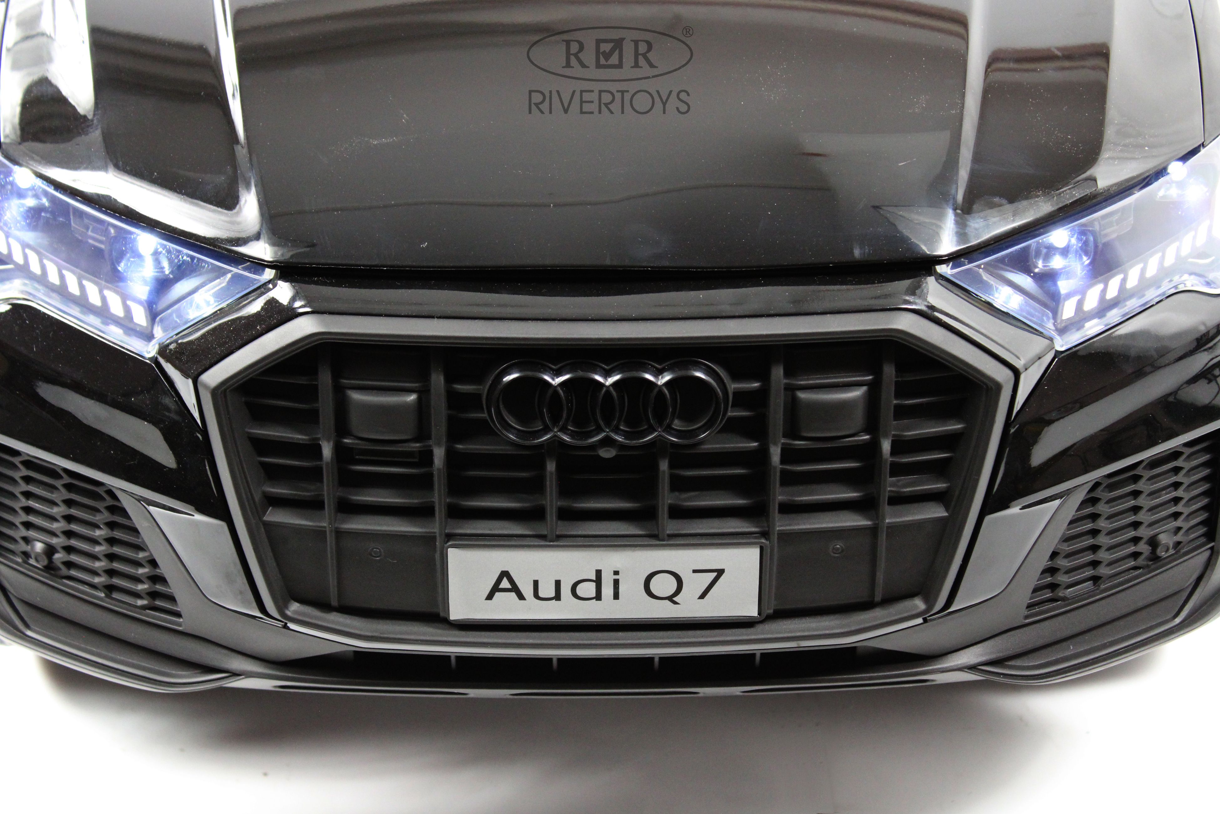 Купить Детский электромобиль RIVERTOYS AUDI Q7 HL678