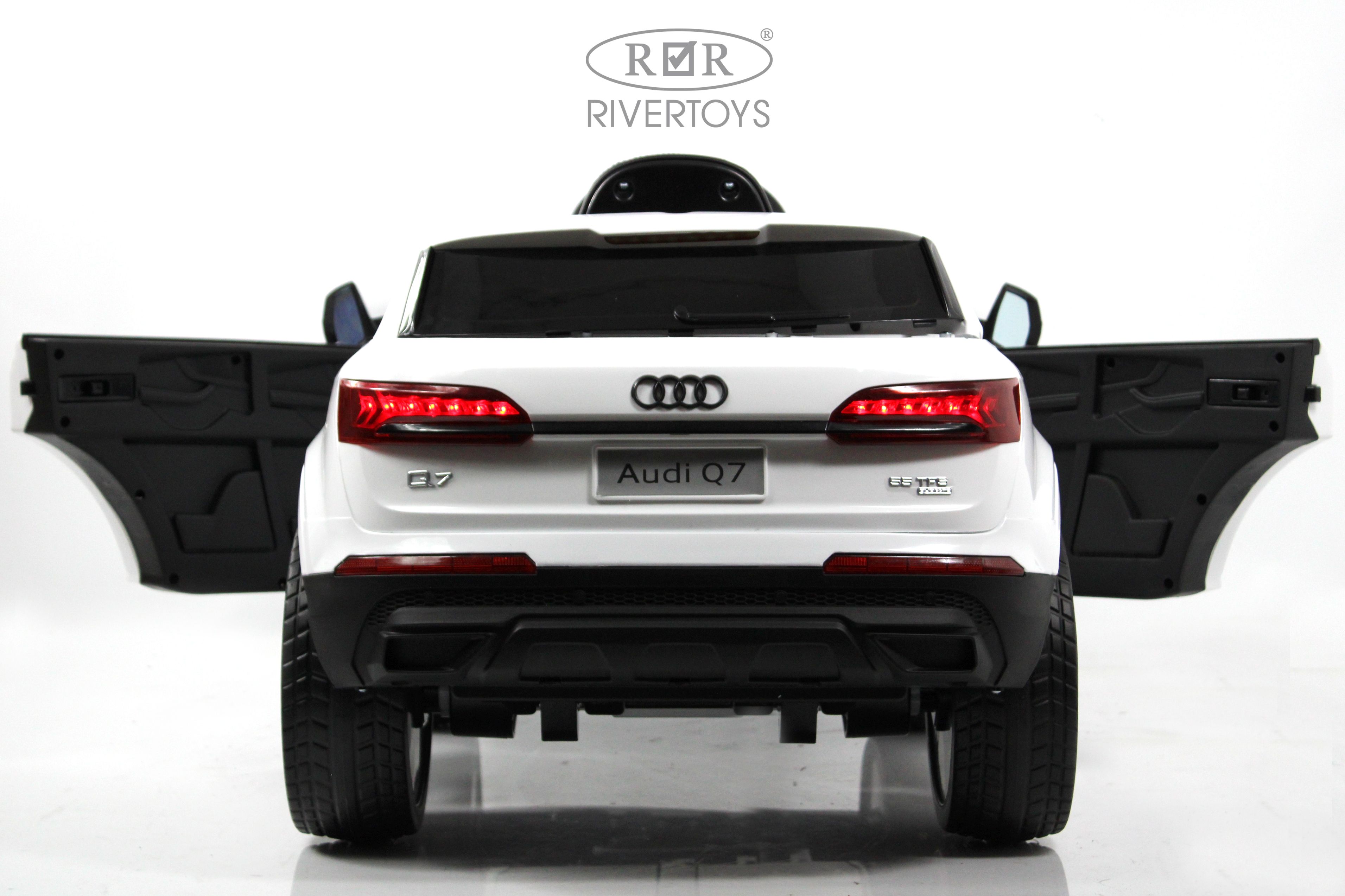 Купить Детский электромобиль RIVERTOYS AUDI Q7 HL678